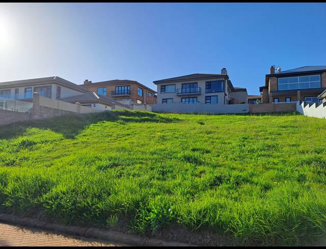 600M² VACANT LAND FOR SALE IN MONTE CHRISTO